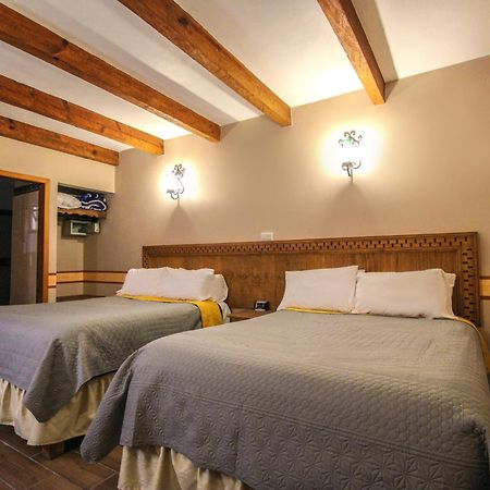 Hotel La Casa De Mama San Cristobal de las Casas Ngoại thất bức ảnh